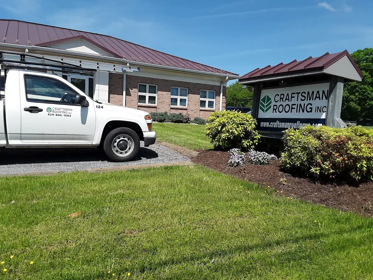 Quality Roof Replacement by experienced craftsmen in New London